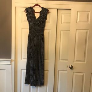 Such a fun jumpsuit, perfect for summer!